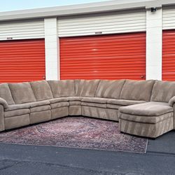 Ashley’s Recliner Sectional Couch Set Free Curbside Delivery 