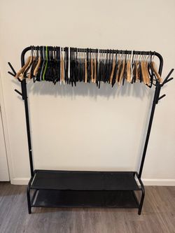 Clothing/shoe rack
