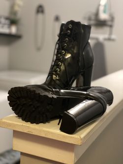 Shoe Boots