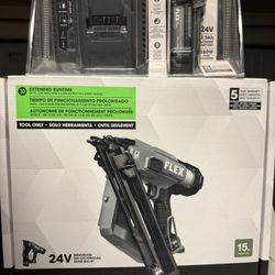 Flex 24V 15 Gauge Angled Finish Nailer Brand New In Box With Battery And Charger