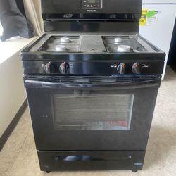 BRAND NEW BLACK  GAS STOVE 