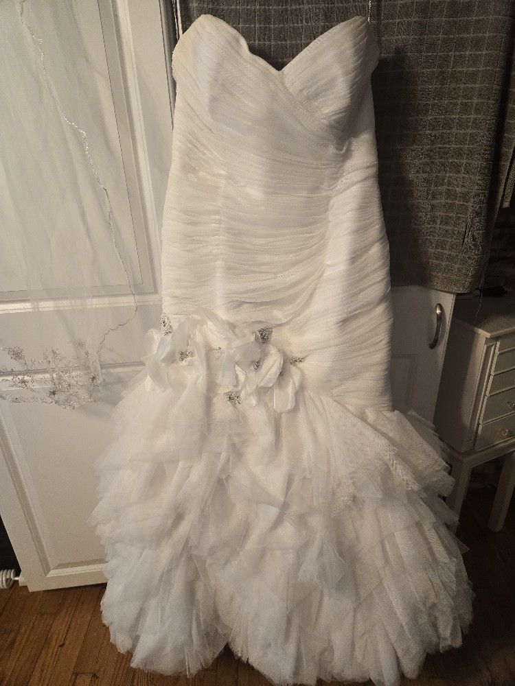 Maggie Sottero Wedding Dress, Vail And Headband