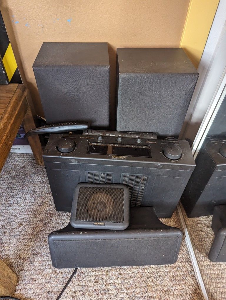 Magnavox Audio System