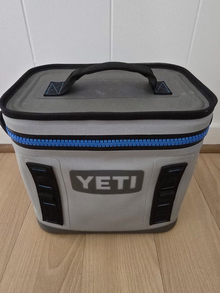 Yeti Hopper Flip Soft Cooler Limited Fog Grey Tahoe Blue