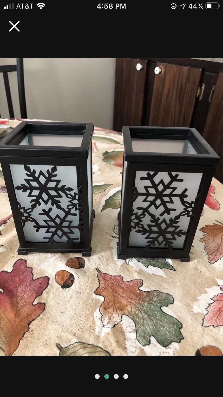 Partylite 3 in 1 holiday candle decoration.