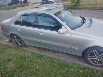 2003 Mercedes-Benz E-Class