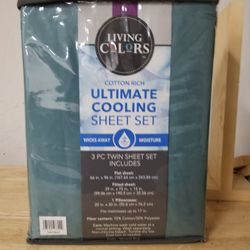 LIVING  COLOR BED SHEETS 
