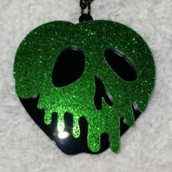 Disney - Snow White - Poison Apple - Green & Black