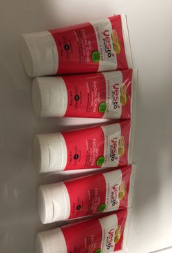 Yes To Grapefruit Daily Facial Scrub - 4 oz