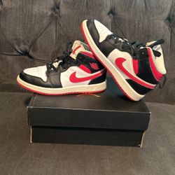 Jordan 1 Mid SE …13c