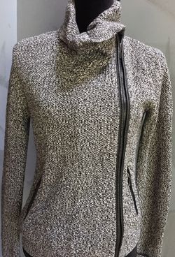 NEW YORK & COMPANY ZIP-up cardigan/ medium