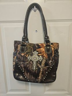 Country Road Jeweled Bling Cross Camouflage Canvas Bucket Purse