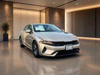 2022 Kia K5