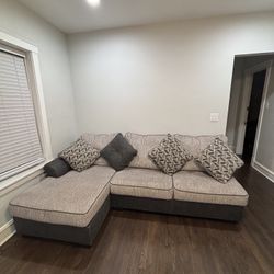 Ashley Furniture Sectional Sofa 🛋️