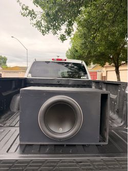 JL Audio 13.5W7AE