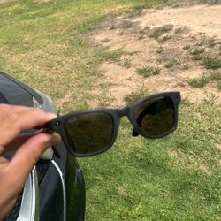 Ray ban meta AI Glasses With Transition Lenses And Glasses Cleaner 