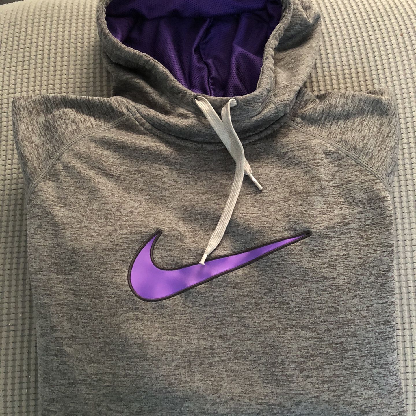 Nike Hooded Sweatshirt Size Large