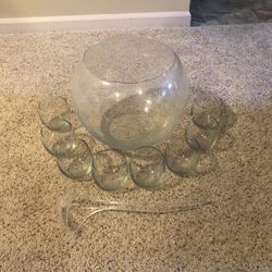 10-piece Glass Punch Bowl Set