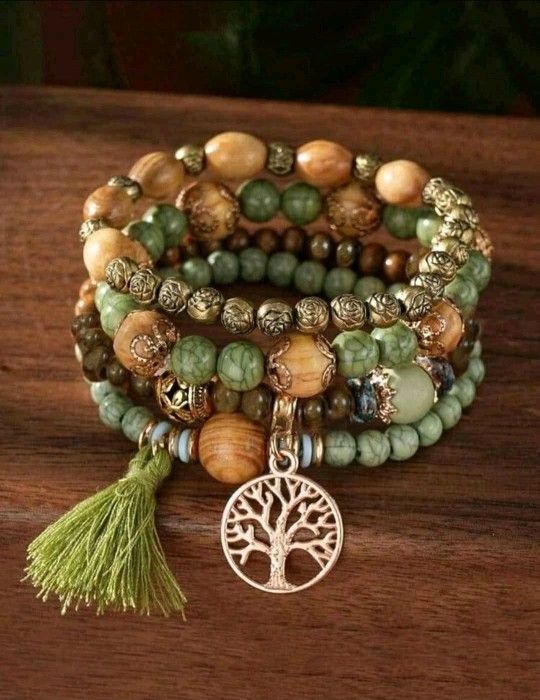 🌿 Bohemian Tree of Life Beaded Bracelet Set – 4 Layered Stretch Bracelets with