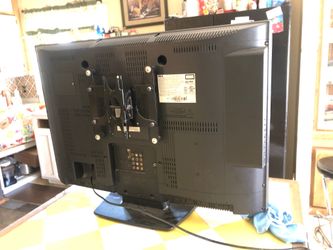 RCA TV