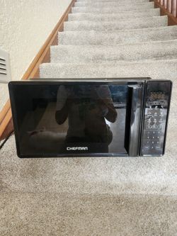 Chef countertop microwave