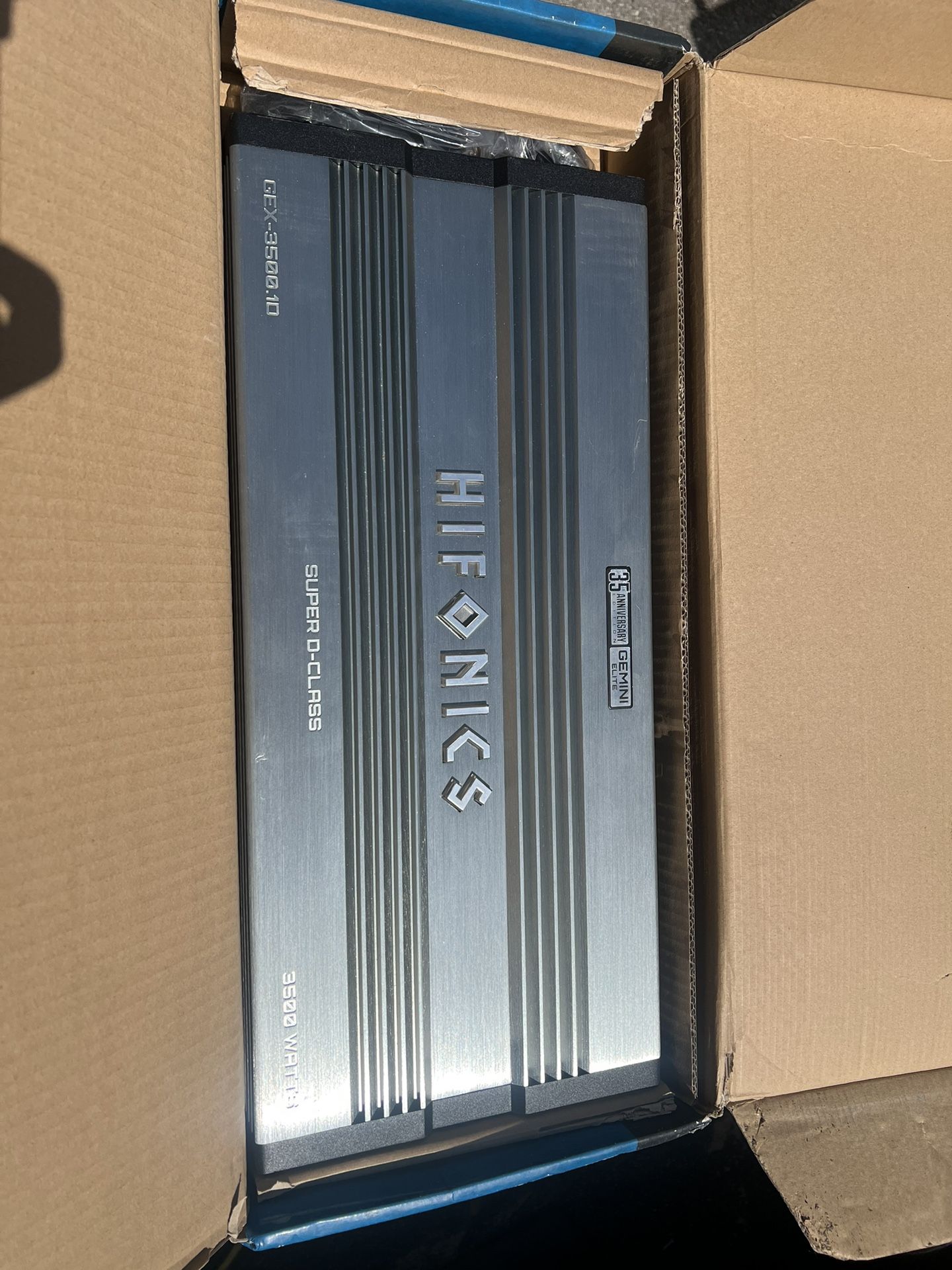 Hifonics super D- class amplifier