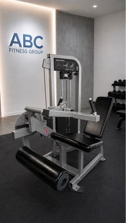 HAMMER SEATED LEG CURL