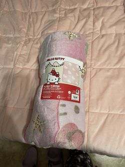 Hello Kitty Blanket