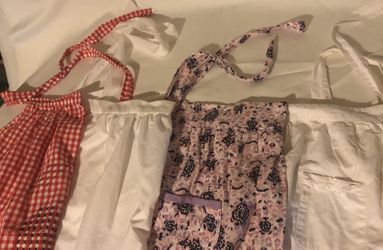 Vintage Apron Collection Perfect for Bakers