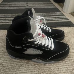 Jordan 5 metallic’s 