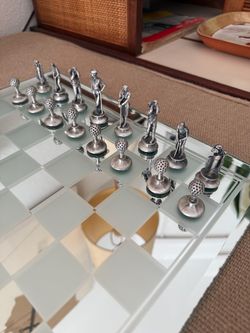 Vintage RARE Deluxe Clear & Frosted White Glass W Golf Chess Set Board Game (in Box)