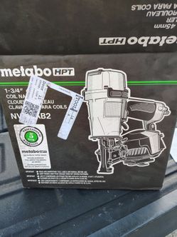 Coil nail gun for roofing