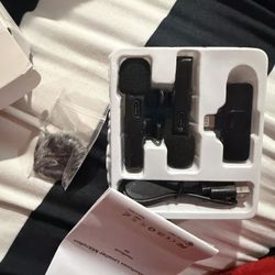 Wireless Lavalier Microphone 