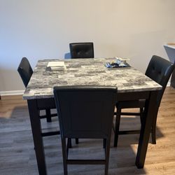 5-Piece Dining Room Set + Coffee Table + 2 Side Tables