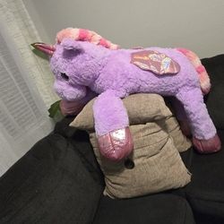 Unicorn Valentin Day Bear 