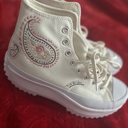 Women’s Converse 