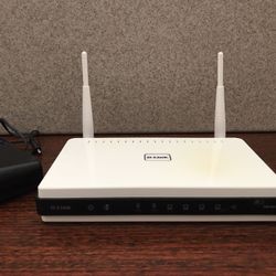 D-Link DIR-825 Extreme-N Dual-Band Gigabit Router