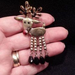 Vintage Retro Funky Silver Tone Reindeer Christmas Brooch Pin Pendant