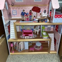 Girls Wooden Doll House