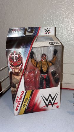 WWE Elite Rey Mysterio Top Picks