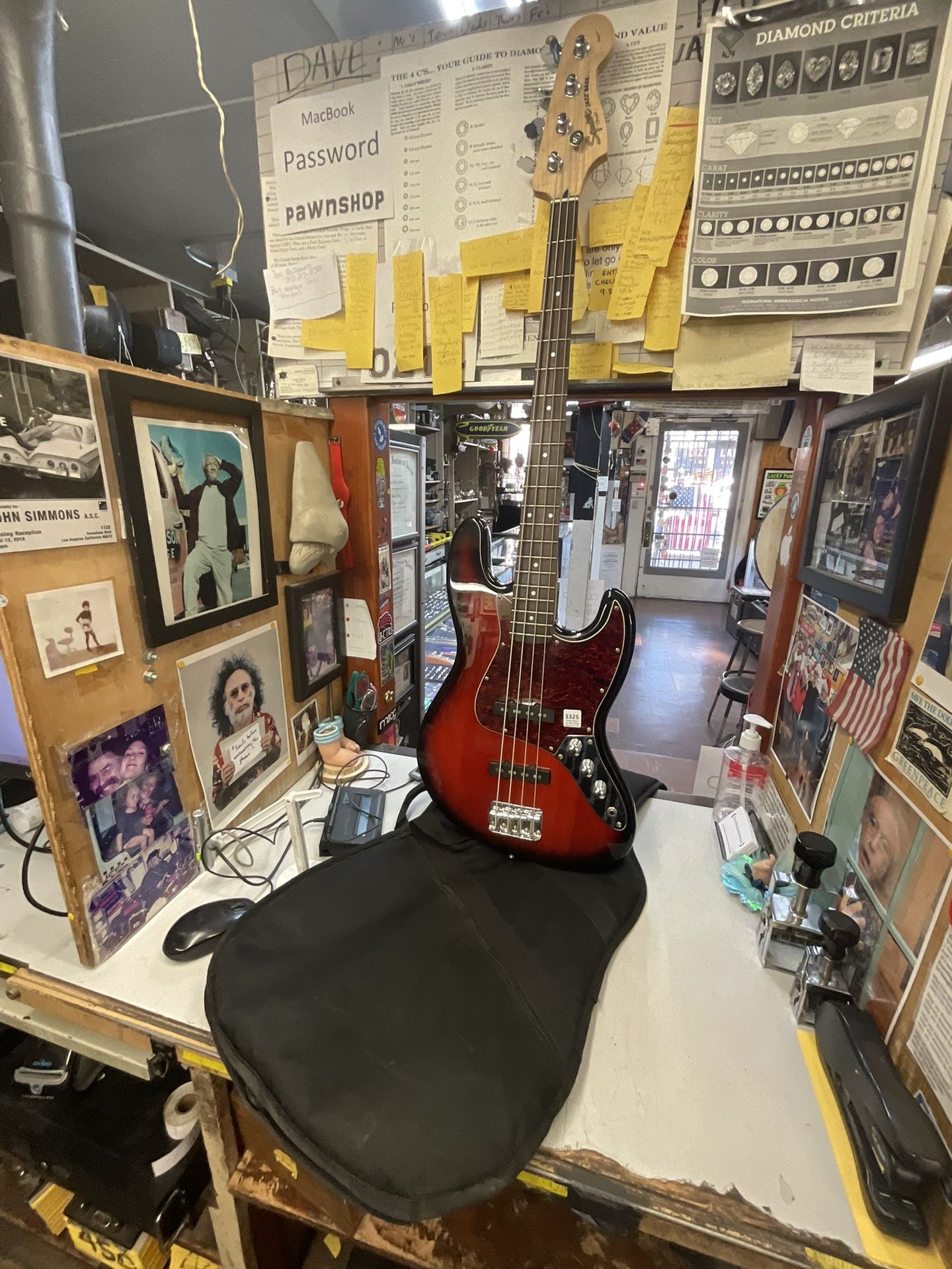 Fender Squire Jazz Bass