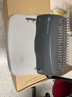 GBC C100 Manual comb binding machine