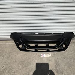 2015 2017 NISSAN YUKE FRONT LOWER BUMPER COVER OEM