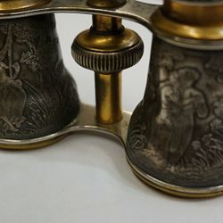 VINTAGE L. B. Paris Vintage Binoculars. Used . Needs cleaning.