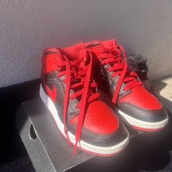 AIR JORDAN 1 MUD (GS)