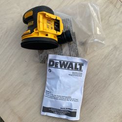 Dewalt Palm Sander. DCW210. Tool Only 