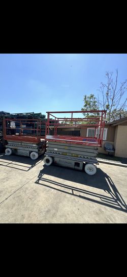 Scissor Lifts 8 units