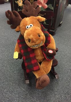 Grandma got run over by reindeer moose Dan Dee rocking singing on and off