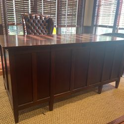 Free Executive Desk