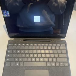Surface Pro 9 With Windows Pen